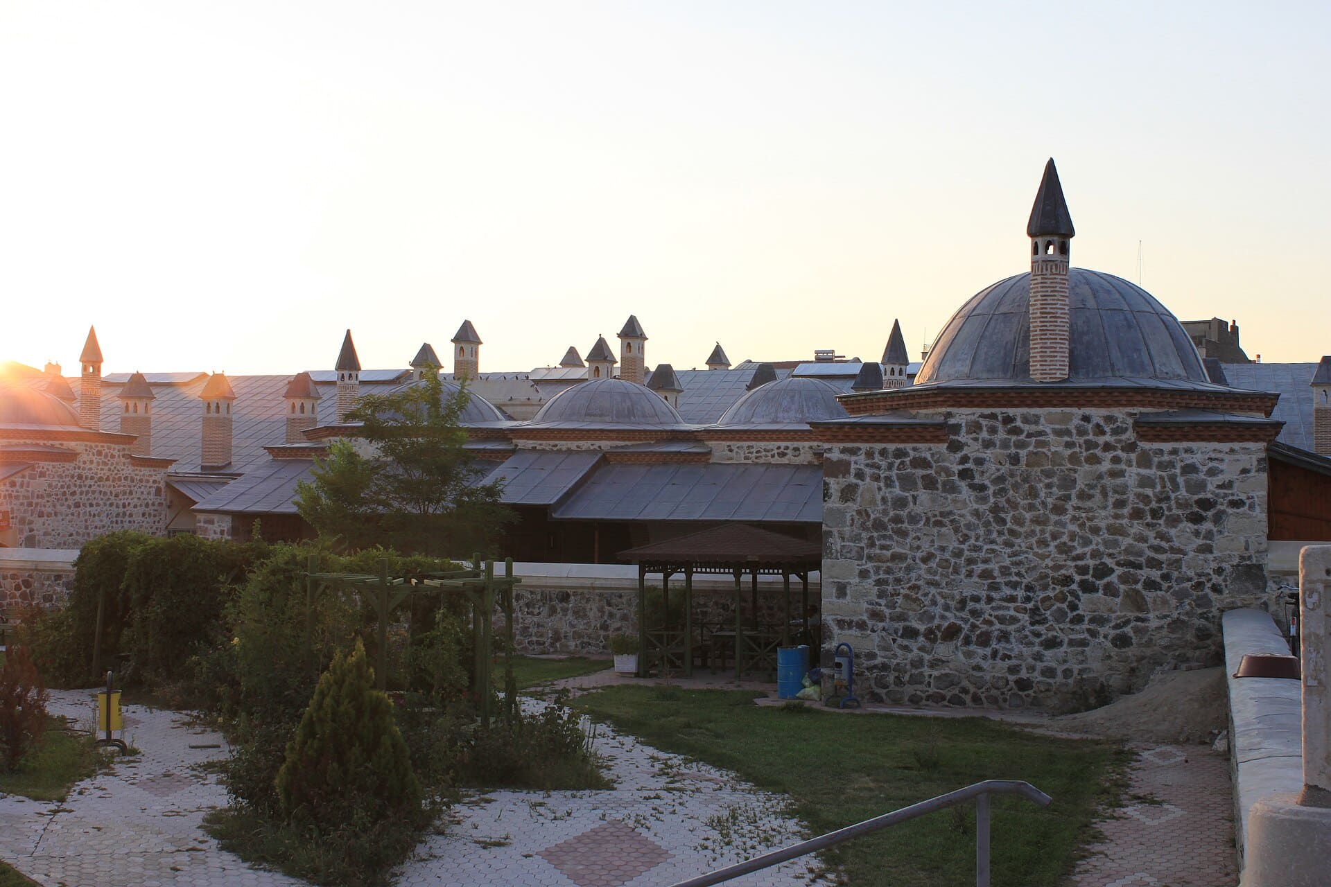 Caravansery complex in Karapınar — Konya Province, central Anatolia Turkey. Built in 1563 by Selimiye Külliyesi.