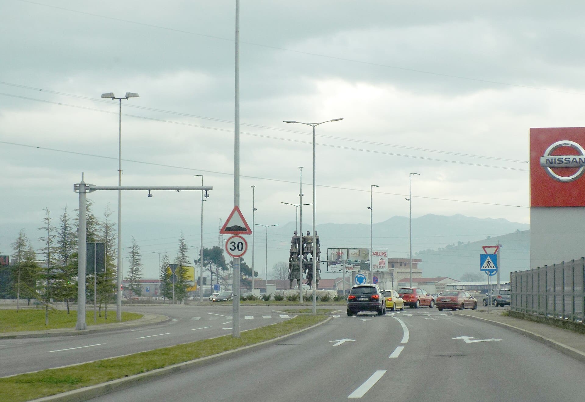 "Crnogorsko oro" sculpture in Podgorica, installed in 2016, on the occasion of the celebration of the tenth anniversary of the restoration of the independence of Montenegro
