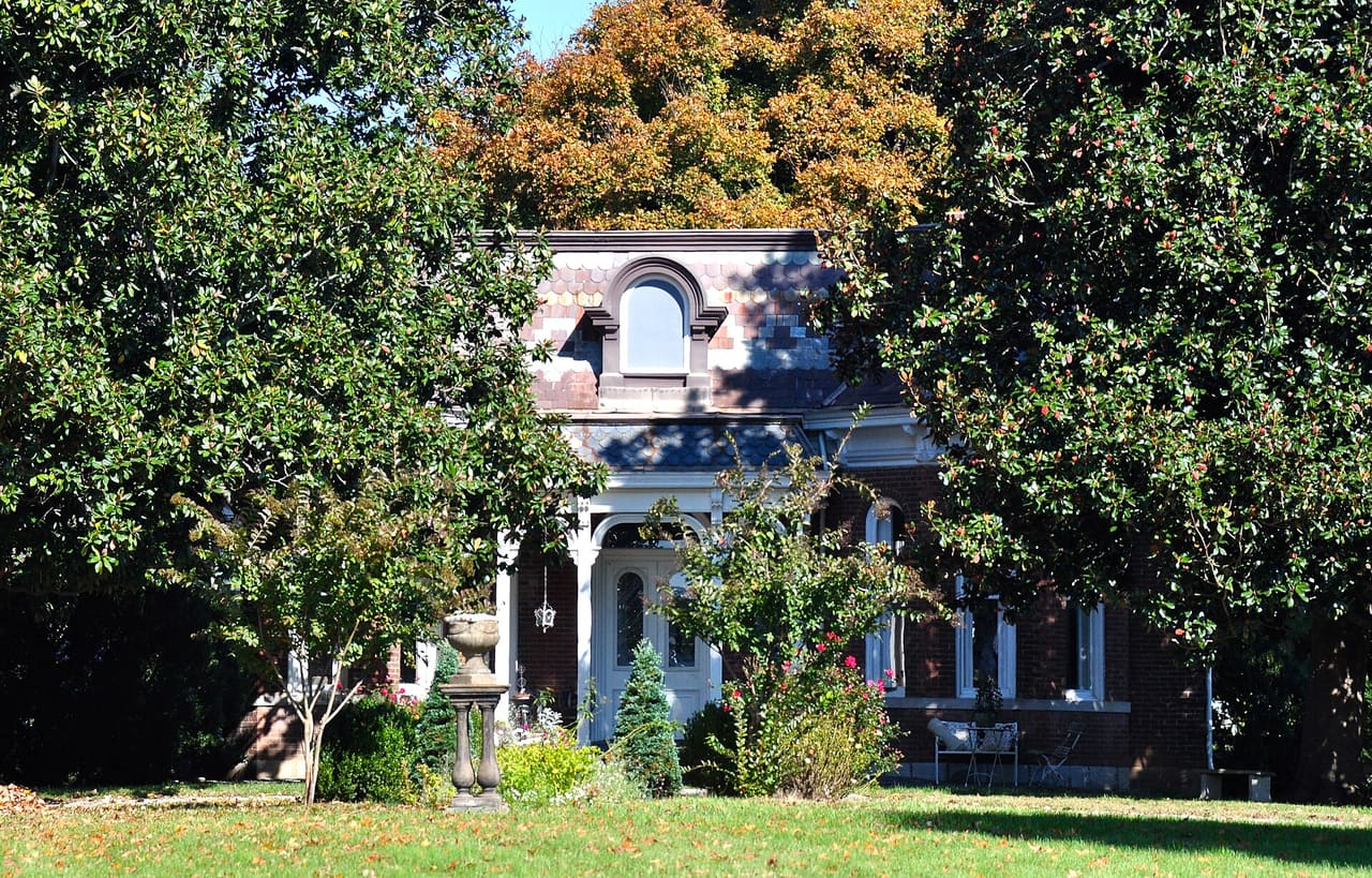 Y.M. Rizer House, Del Rio Pike, 0.75 miles (1.21 km) west of Hillsboro Rd. Franklin.