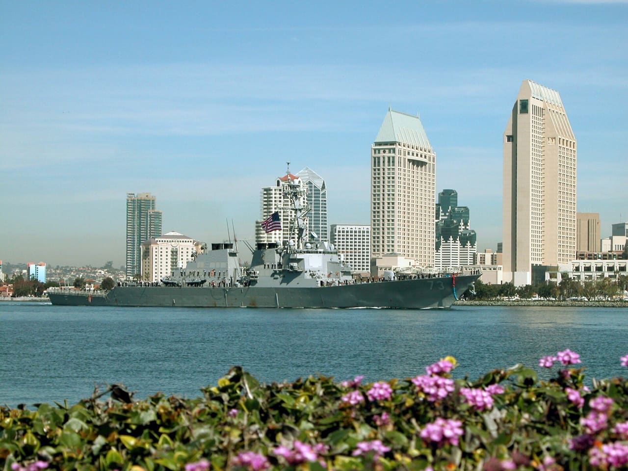 Coronado, California (9 March 2004) – The guided missile destroyer w:USS Decatur (DDG-73) makes it's way into w:San Diego Harbor, returning home with the w:USS Peleliu (LHA-5) part of Expeditionary Strike Group One (ESG). ESG-1 deployed for six and a half months conducting missions in support of Operations Iraqi Freedom and Enduring Freedom.