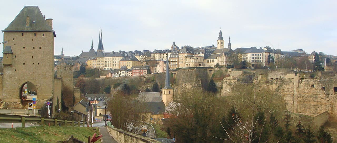 Luxembourg City seen from rue de Trèves: Grund and Ville-haute.