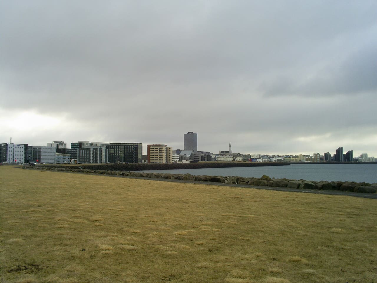 Reykjavík north-shore skyline