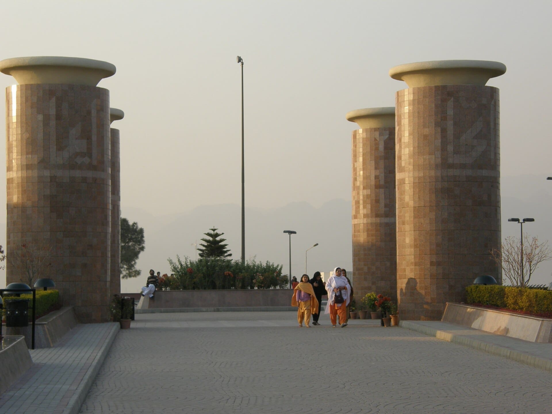 Pakistan Monument Shakapuriyan