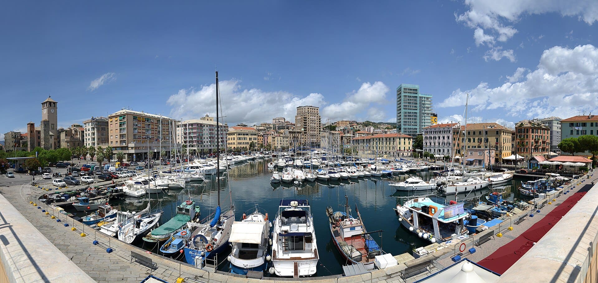 NOTE: This image is a panorama consisting of multiple frames that were merged or stitched in software. As a result, this image necessarily underwent some form of digital manipulation. These manipulations may include blending, blurring, cloning, and color and perspective adjustments. As a result of these adjustments, the image content may be slightly different from reality at the points where multiple images were combined. This manipulation is often required due to lens, perspective, and parallax distortions.